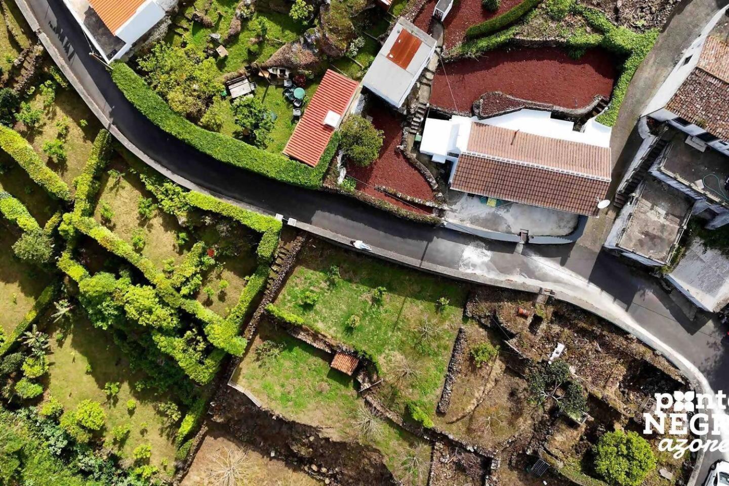 Charming Country House By Ponta Negra Azores Altares Eksteriør billede